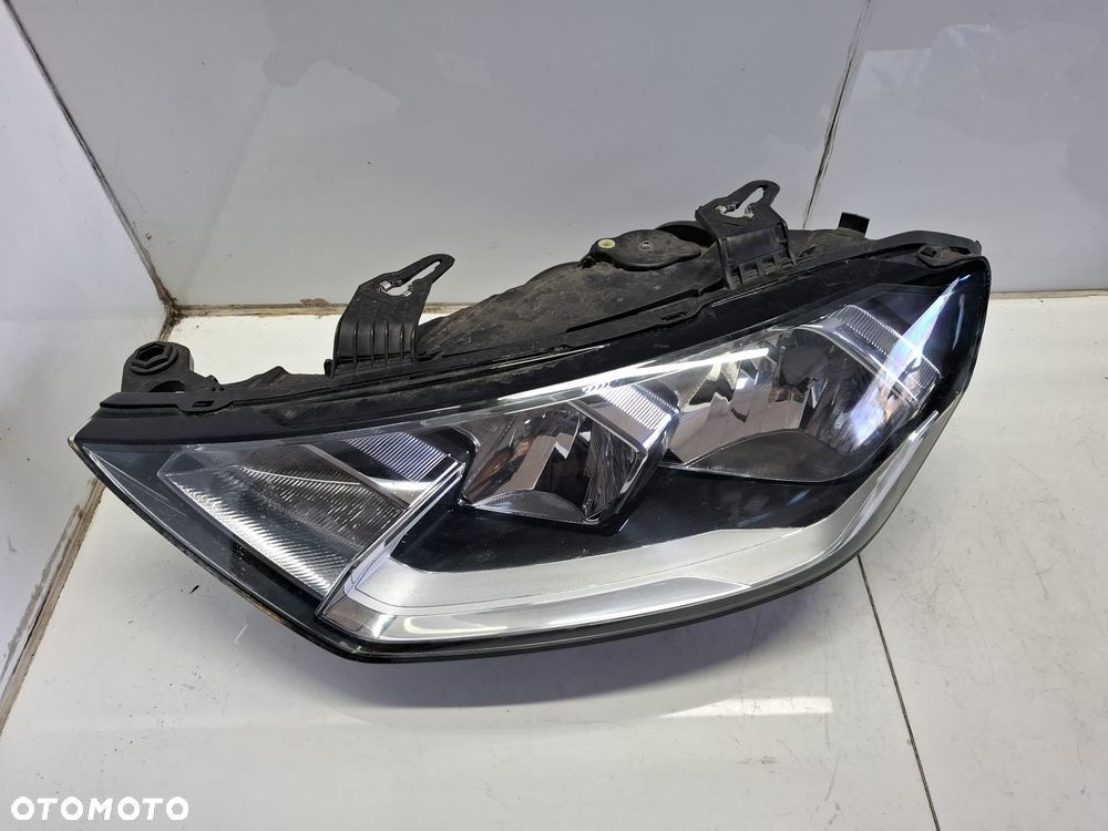 LEWA LAMPA PRZEDNIA PRZÓD ZWYKŁA AUDI A1 II 82A 82a941003 IDEALNA - 4