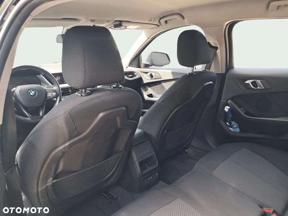 BMW Seria 1 118i Advantage - 12