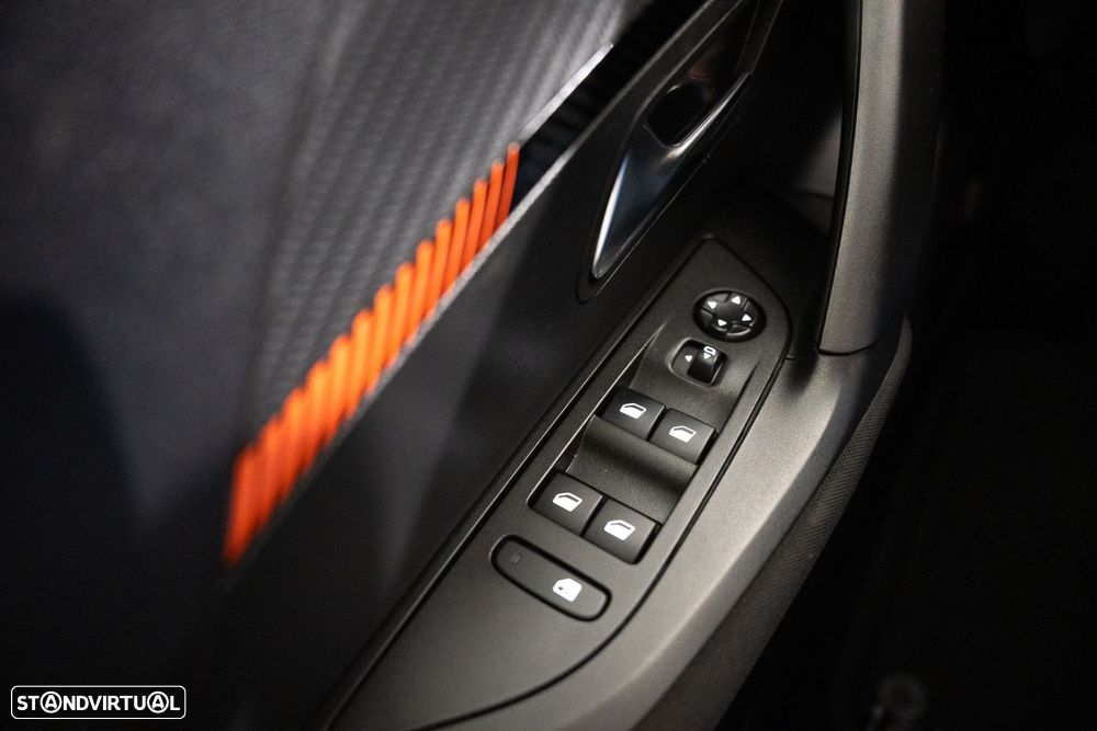 Peugeot 2008 1.2 PureTech Active Pack - 14