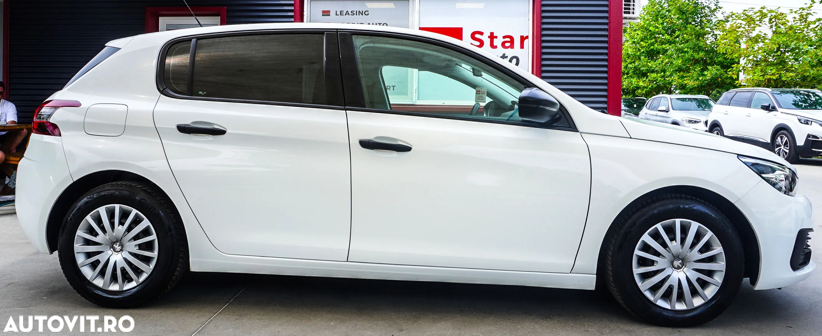 Peugeot 308 1.2 L PureTech Turbo S&S Active - 11