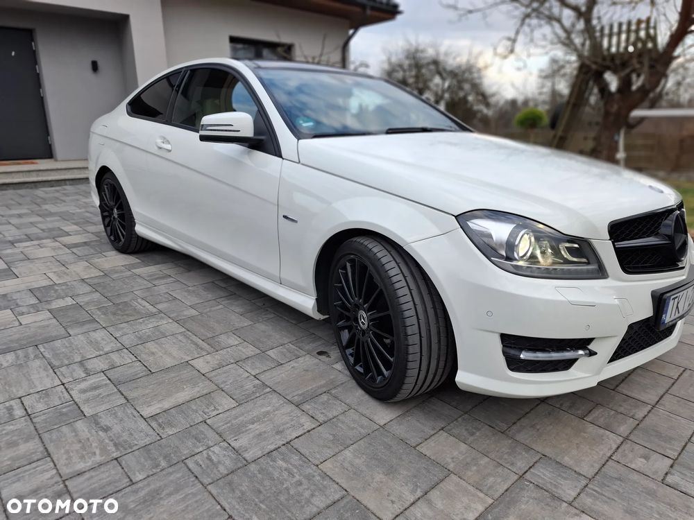 Mercedes-Benz Klasa C 350 BlueEFFICIENCY 7G-TRONIC Edition 1 - 8