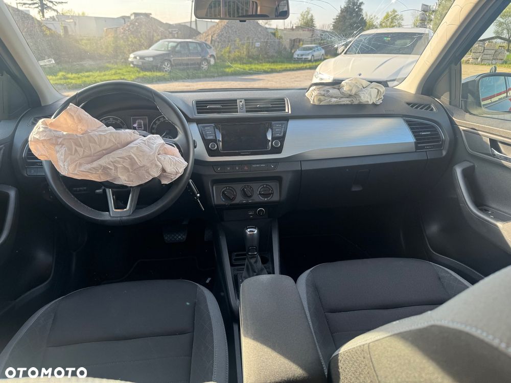 Skoda Fabia - 6