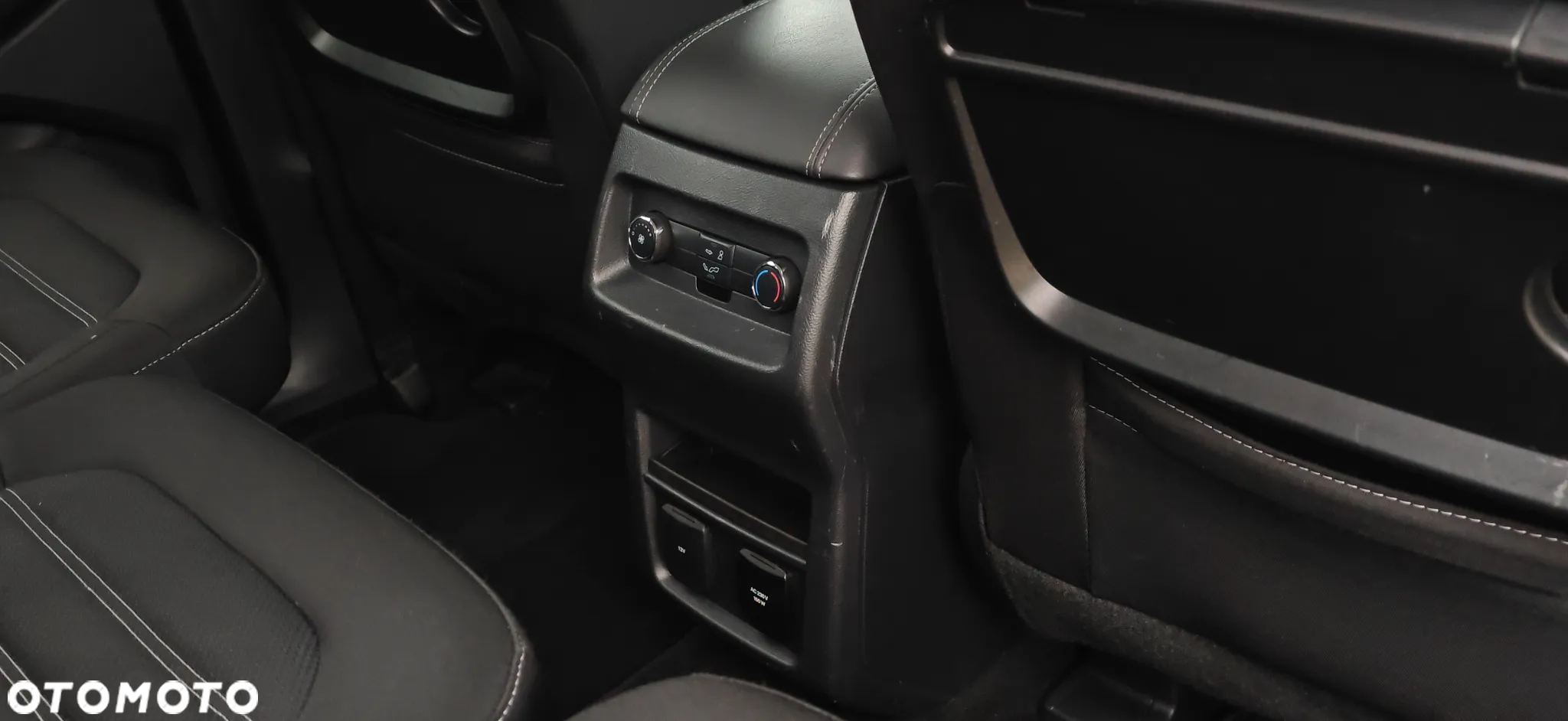Ford Galaxy 2.0 EcoBlue Titanium - 20