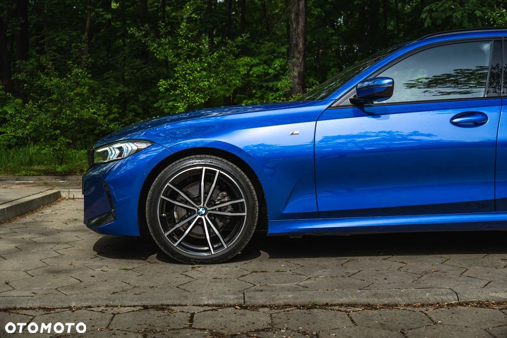 BMW Seria 3 320d xDrive M Sport sport - 32