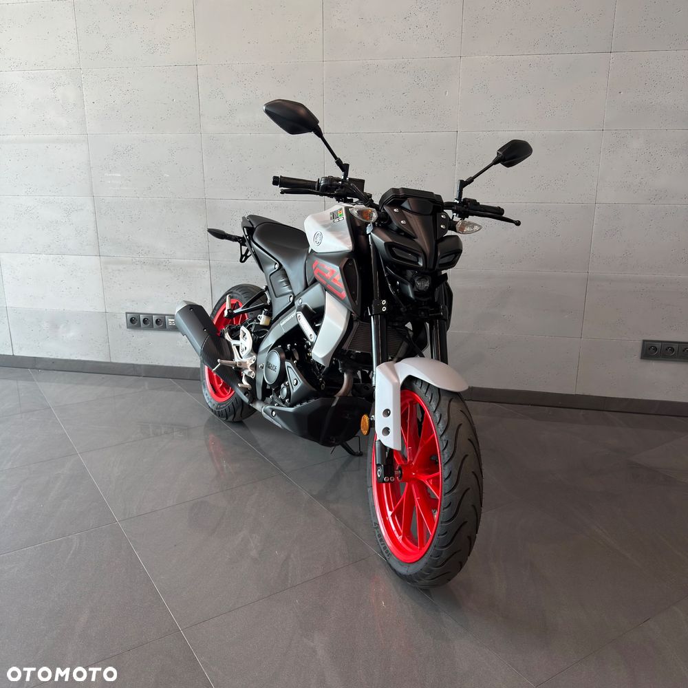 Yamaha MT - 4