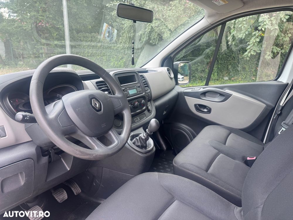 Renault Trafic Combi L2H1 8+1 Authentique - 9