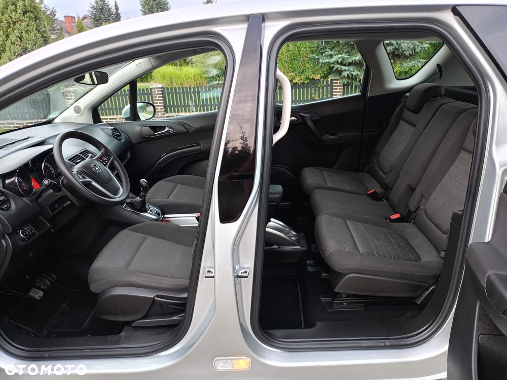 Opel Meriva - 11