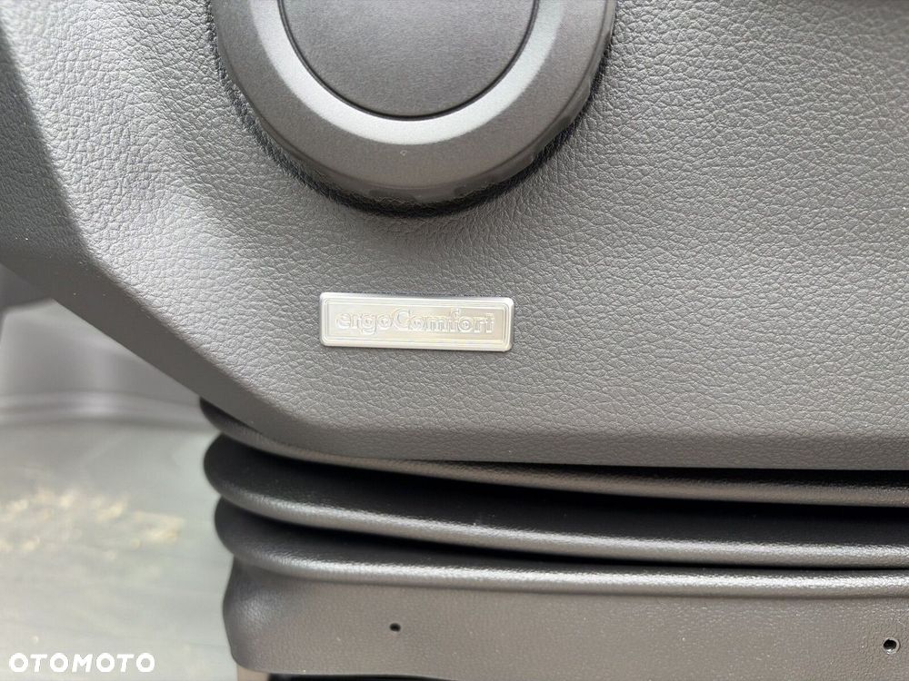 Volkswagen Crafter L3 wysoki dach, 2,0 TDI 177KM, przedni, 6-bieg manualna - 27