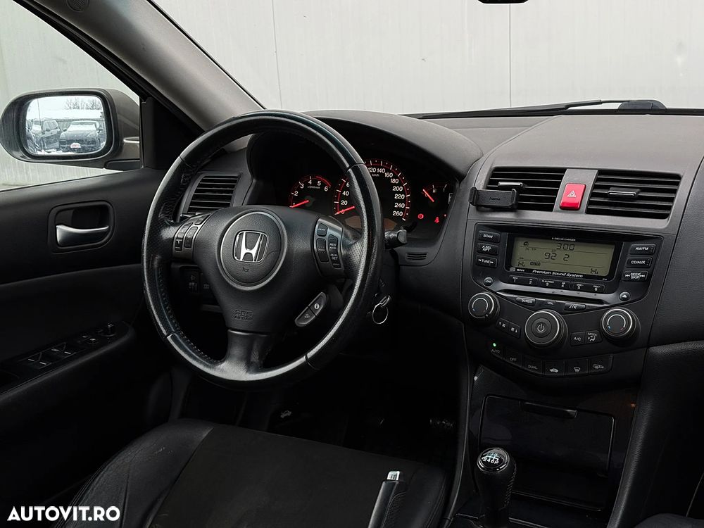 Honda Accord 2.2i-CTDi 4 Door Executive - 13