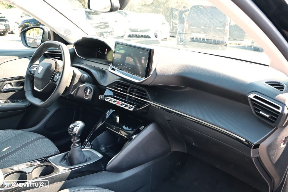 Peugeot 208 1.2 PureTech Allure - 12