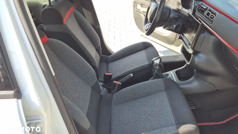 Citroën C3 1.2 PureTech Shine S&S - 23