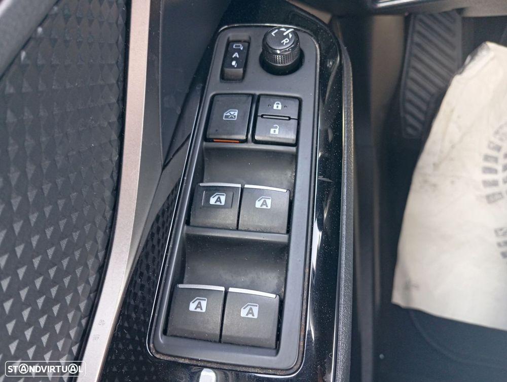 Toyota C-HR 1.8 Hybrid Exclusive - 9