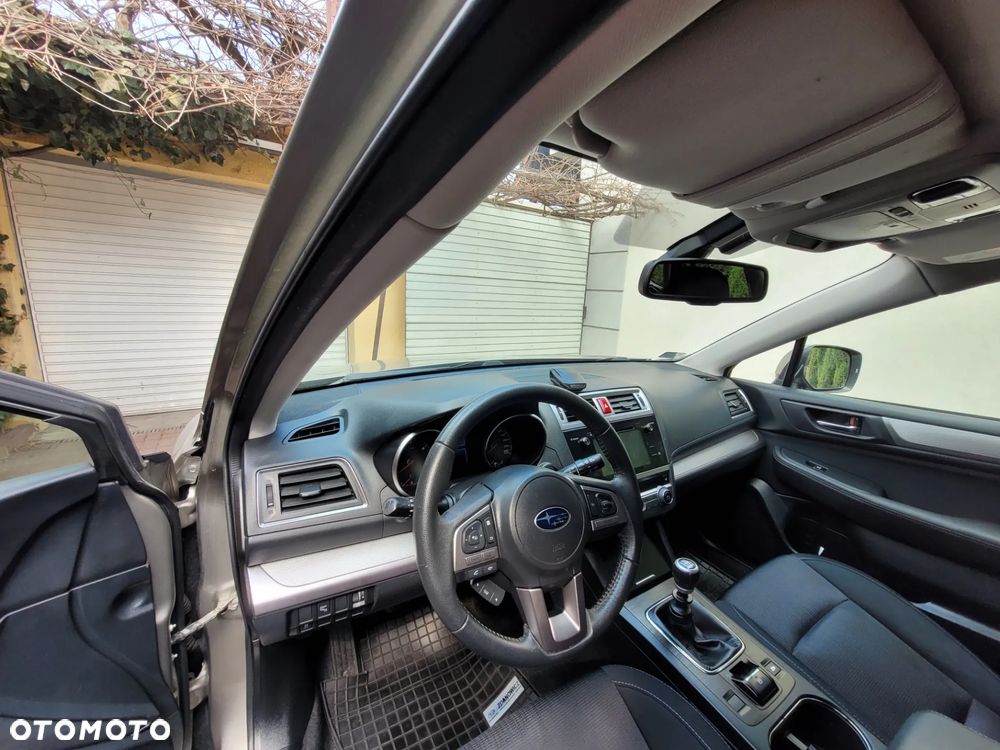 Subaru Outback 2.0D Active - 23