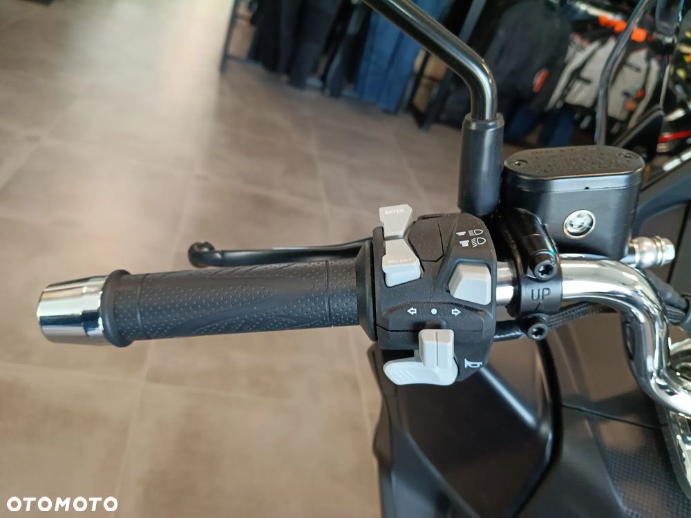 QJMOTOR MTX 125 - 6
