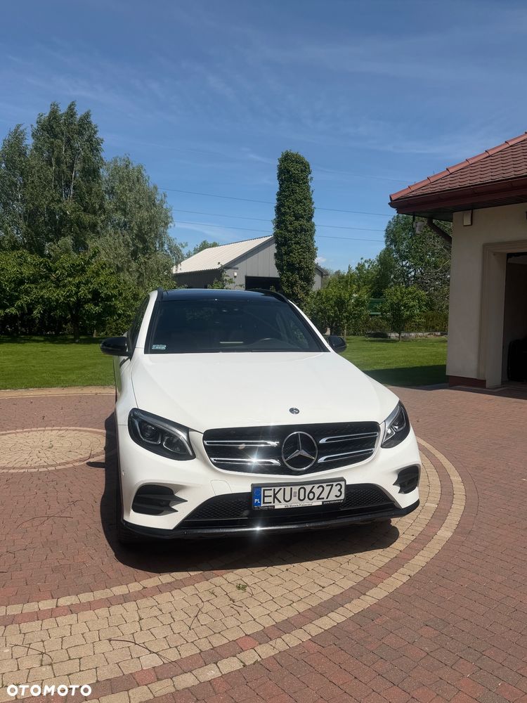 Mercedes-Benz GLC - 1
