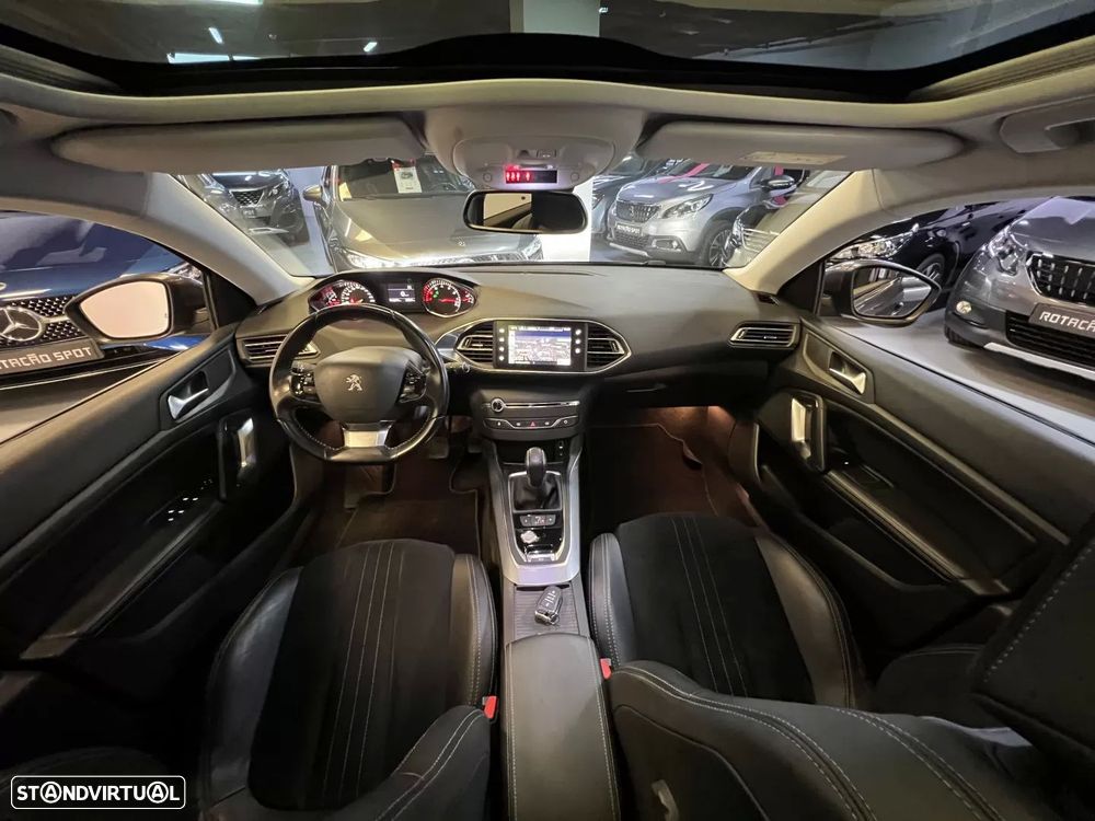 Peugeot 308 SW 1.2 PureTech Allure EAT8 - 8
