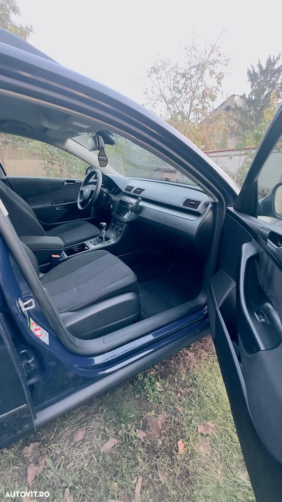 Volkswagen Passat - 5