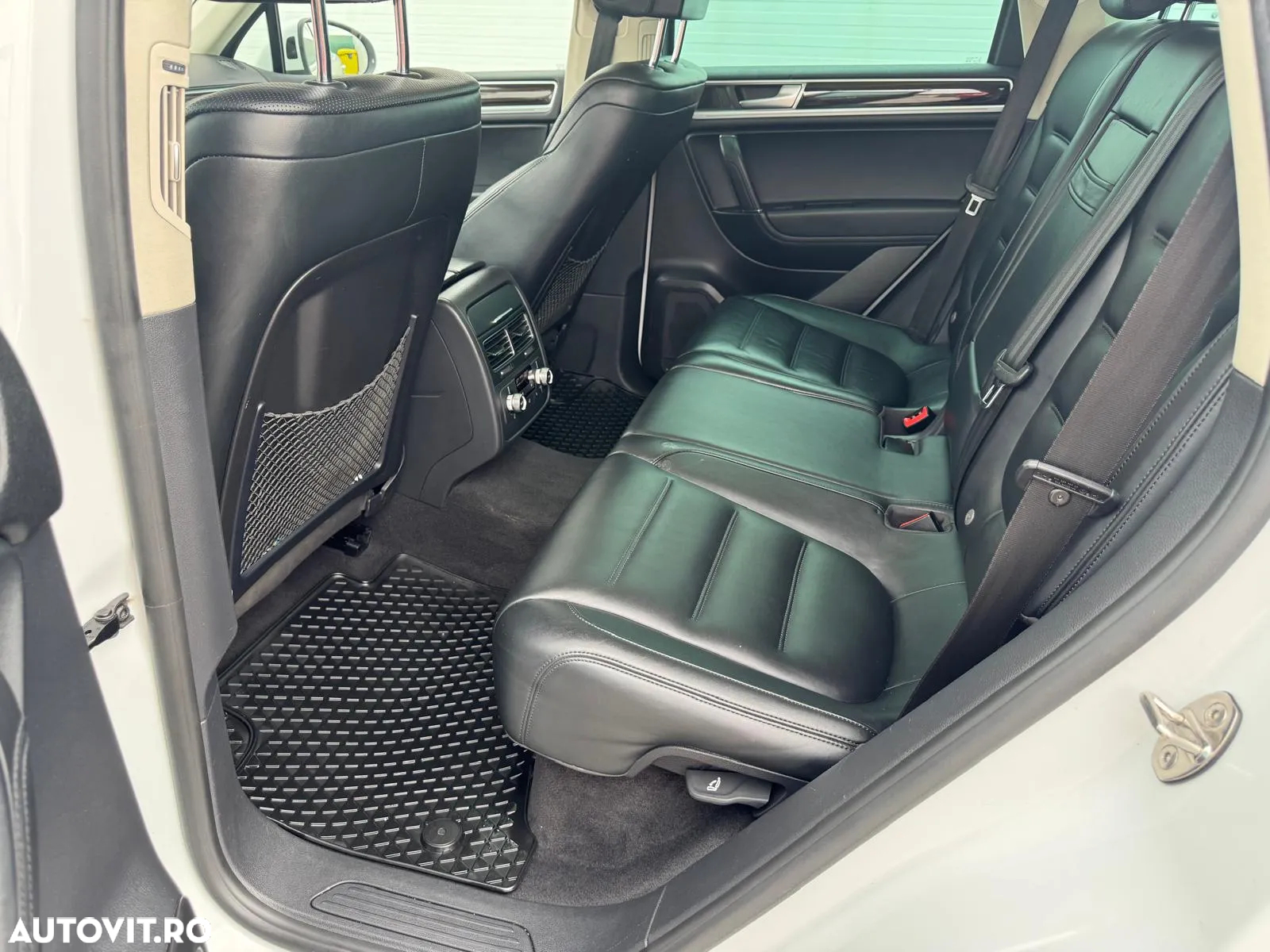 Volkswagen Touareg 3.0 V6 TDI SCR Blue Motion DPF Automatik Executive Edition - 11