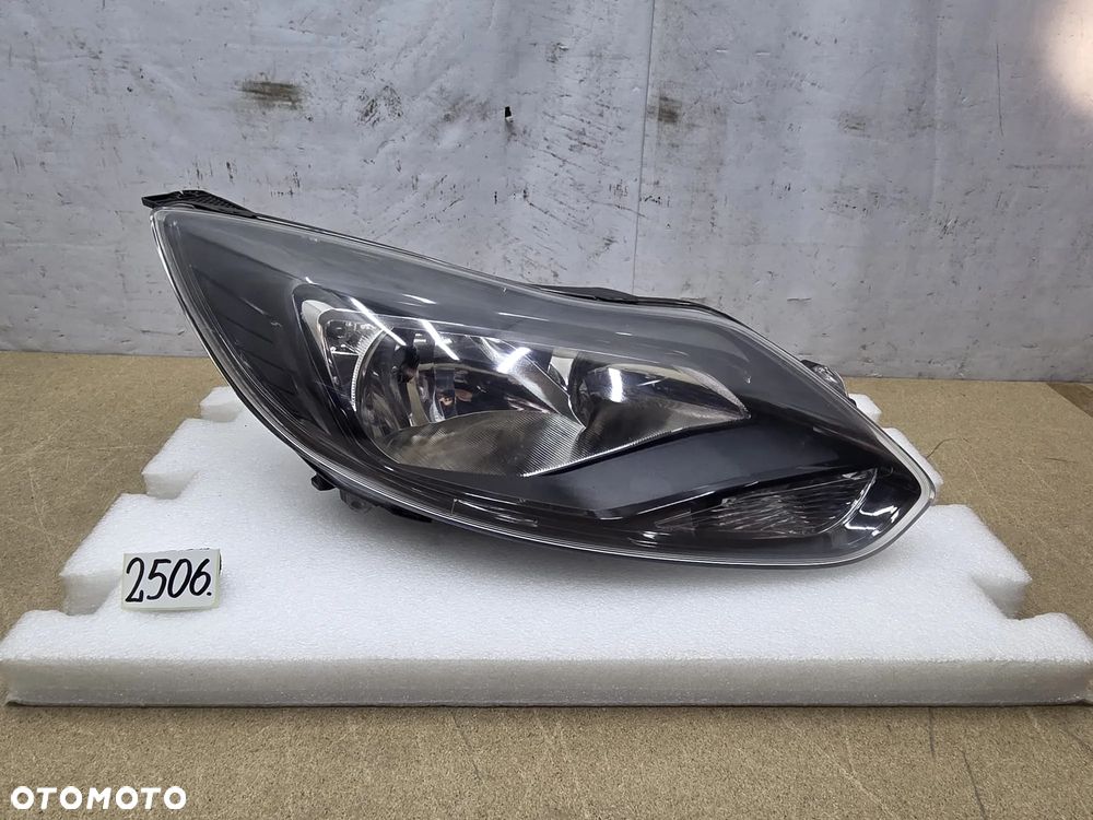 Ford Focus Mk lll 3 BM51-13W029 Lampa prawa prawy przód przedni - 2