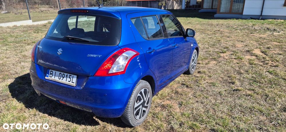 Suzuki Swift - 8