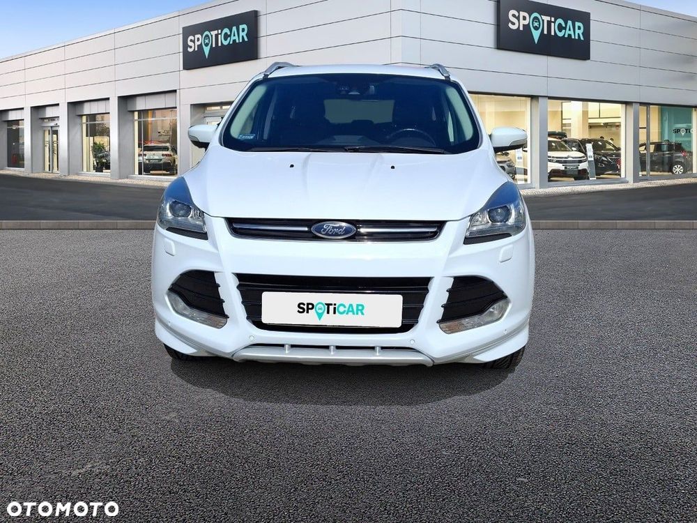 Ford Kuga 1.5 EcoBoost 4WD Titanium - 2