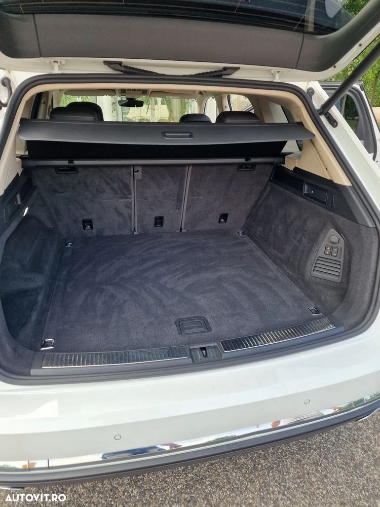Volkswagen Touareg - 10