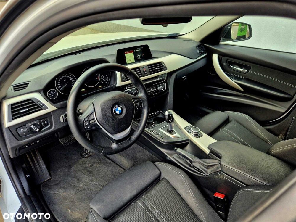 BMW Seria 3 320d - 20