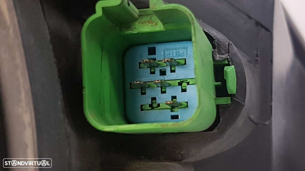 FAROL ESQUERDO FORD KA (CCQ) COLLECTION - 8