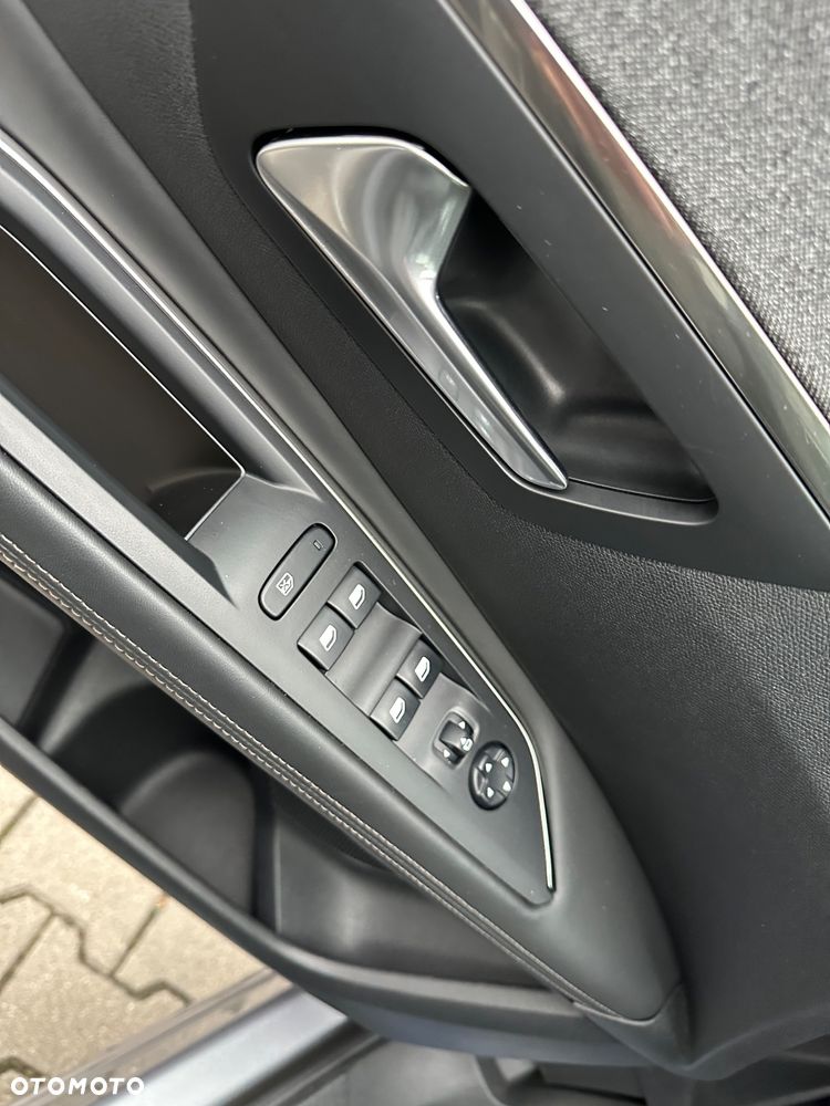Peugeot 3008 BlueHDi 120 EAT6 Stop & Start Allure - 23