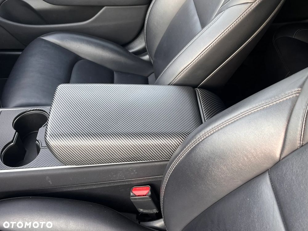 Tesla Model 3 Langstreckenbatterie Allradantrieb Dual Motor Performance - 12