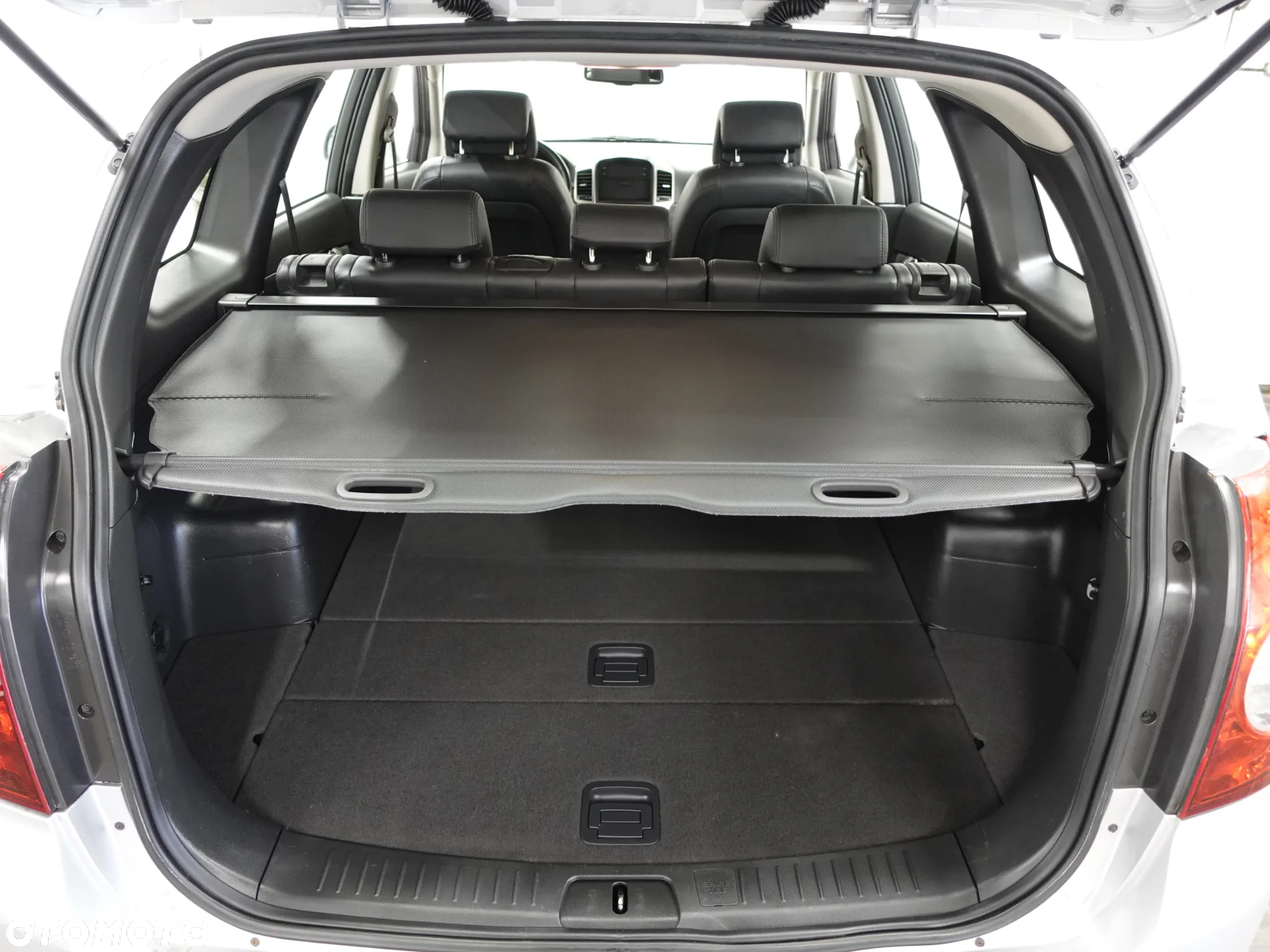 Chevrolet Captiva 2.0 4WD 5 Sitzer LT - 24
