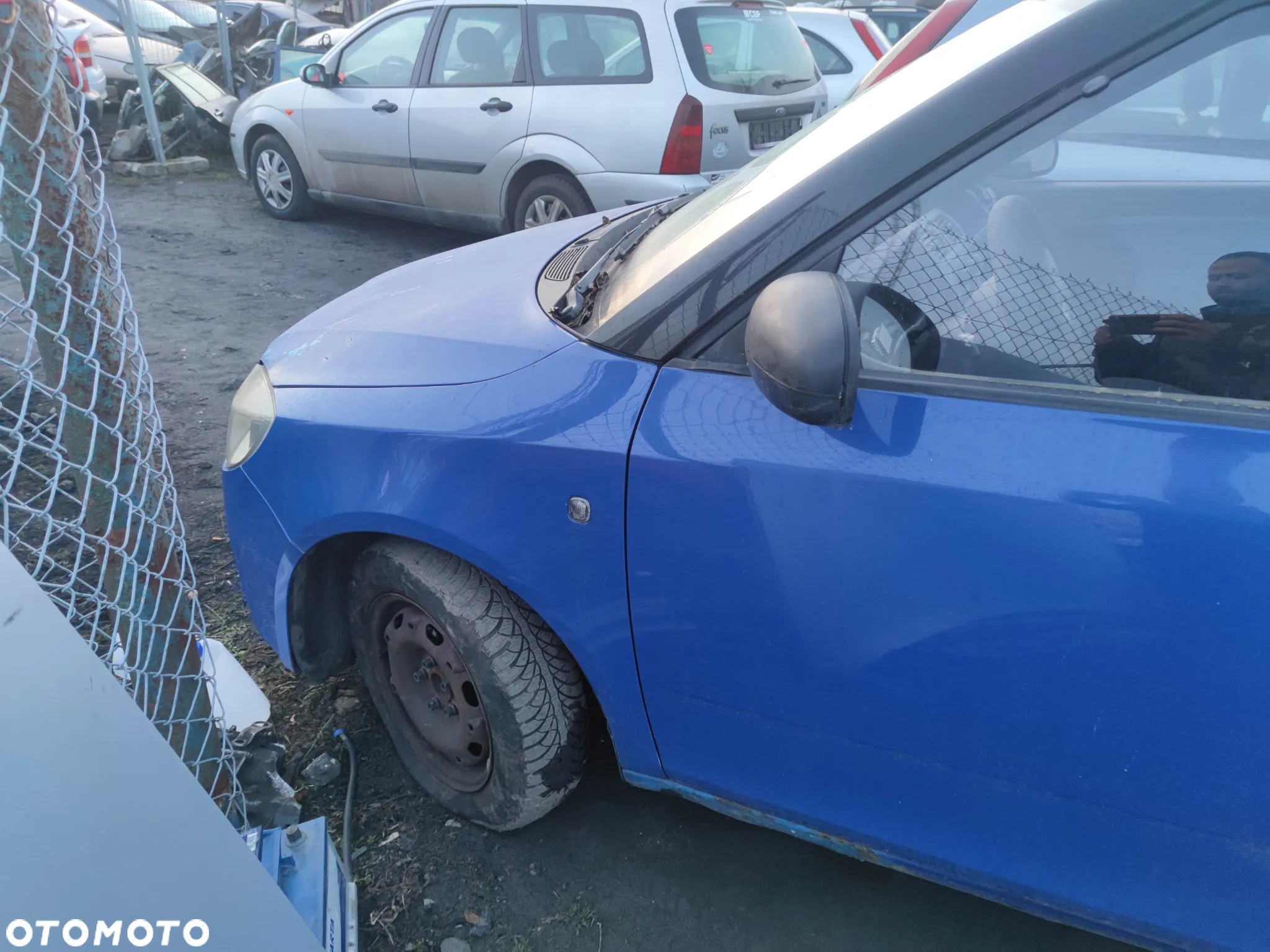 Skoda fabia II HB silnik 1.2 lakier 4590 na części - 4
