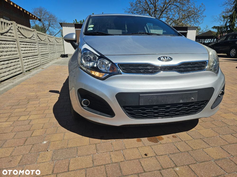 Kia Rio 1.1 CRDI Dream Team Edition - 11