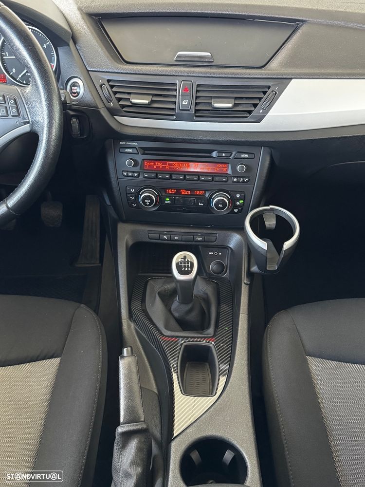 BMW X1 18 d sDrive - 21