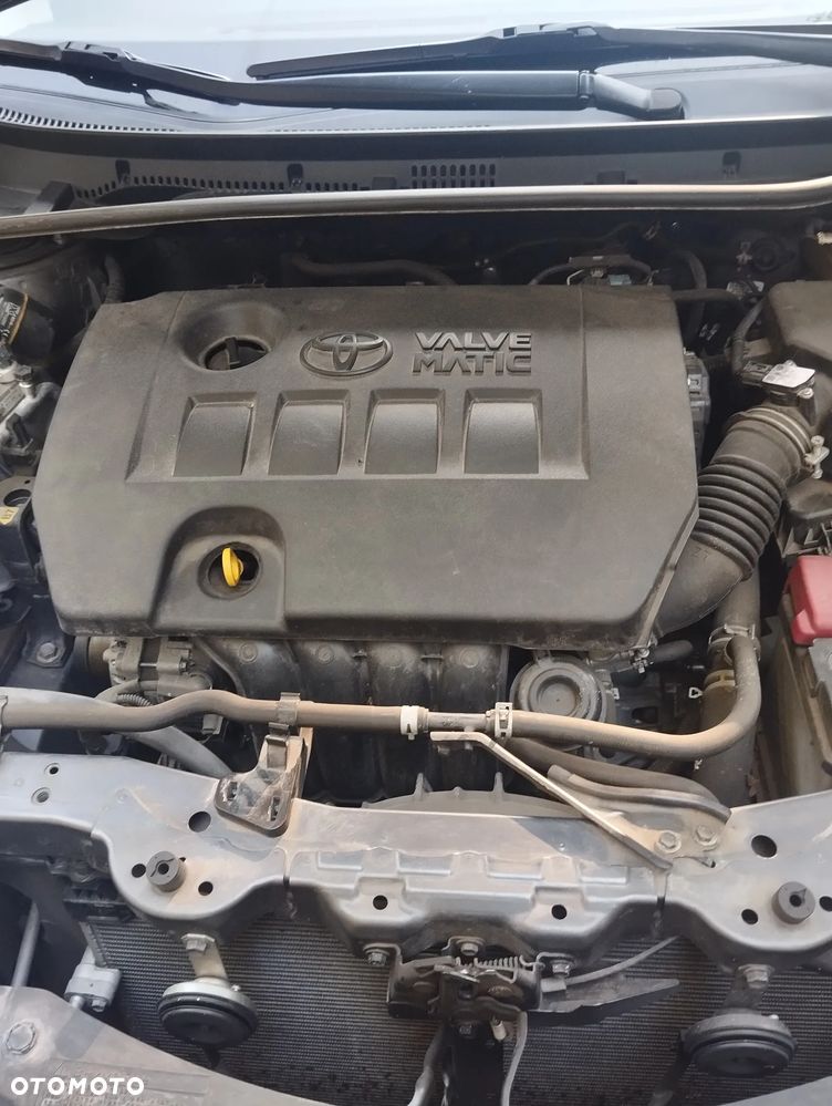 Toyota Corolla 1.6 Active - 8