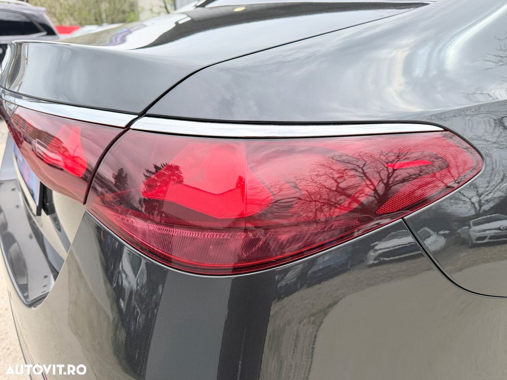 Mercedes-Benz E 200 9G-TRONIC AMG Line NIGHT Edition - 21