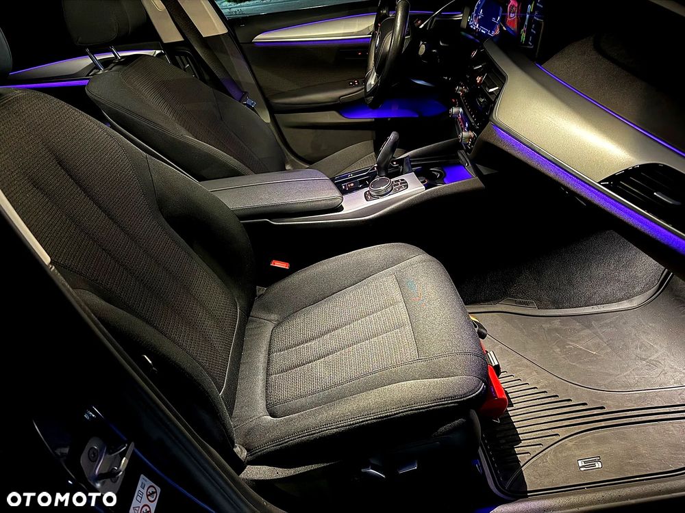 BMW Seria 5 520d mHEV Business Edition - 17