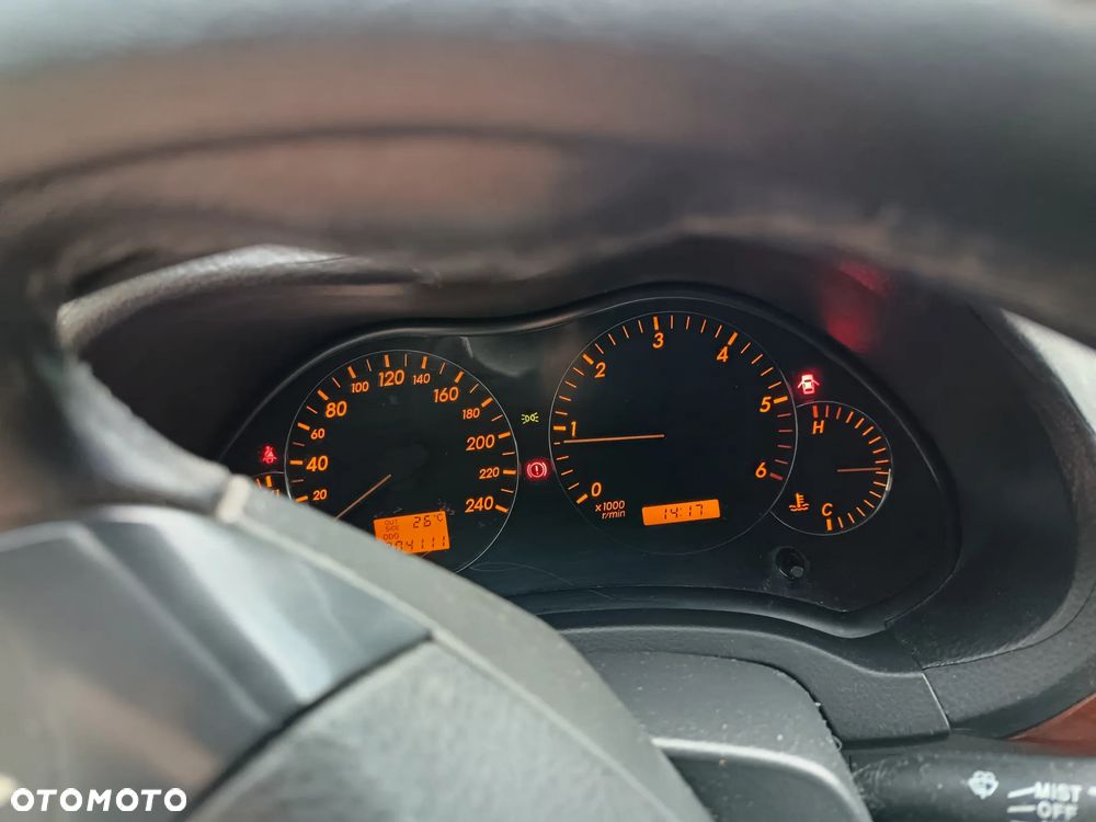 Toyota Avensis 2.0 D-4D Sol - 8