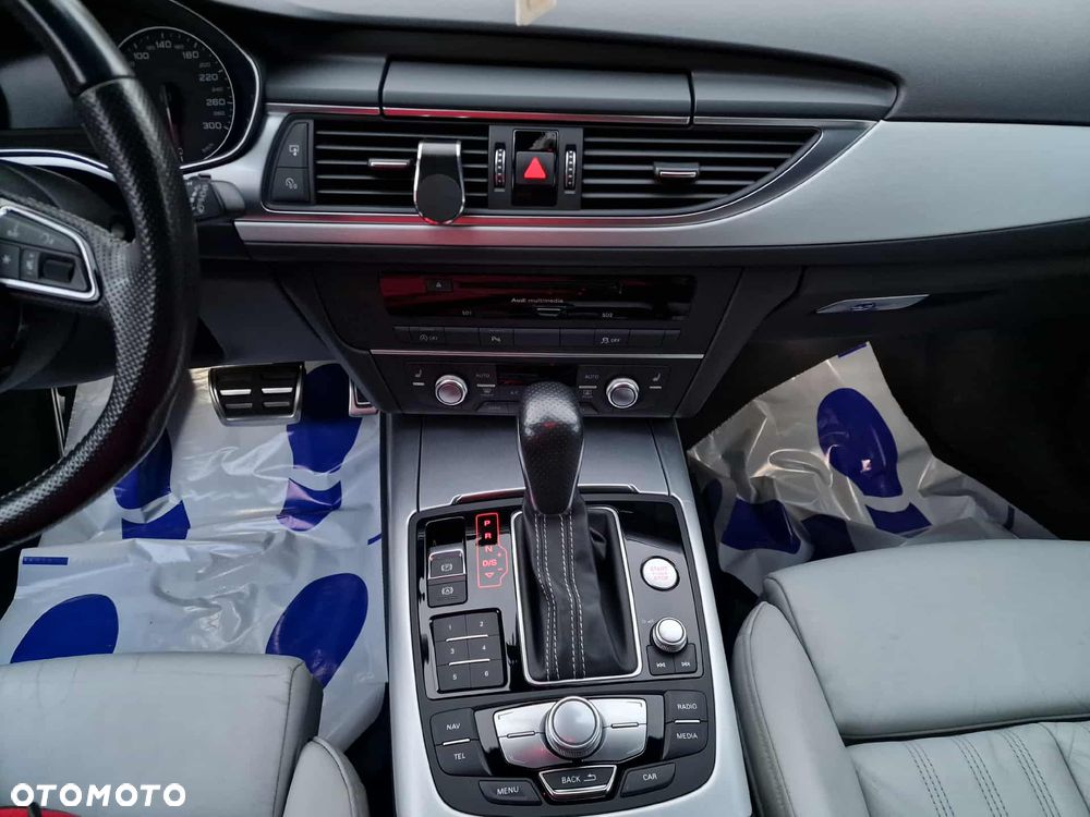 Audi A6 Avant 2.0 TFSI S tronic - 22