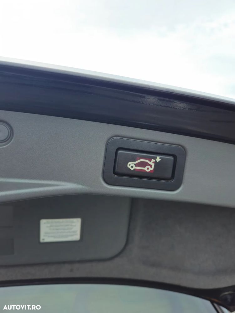 BMW Seria 7 730d A - 13