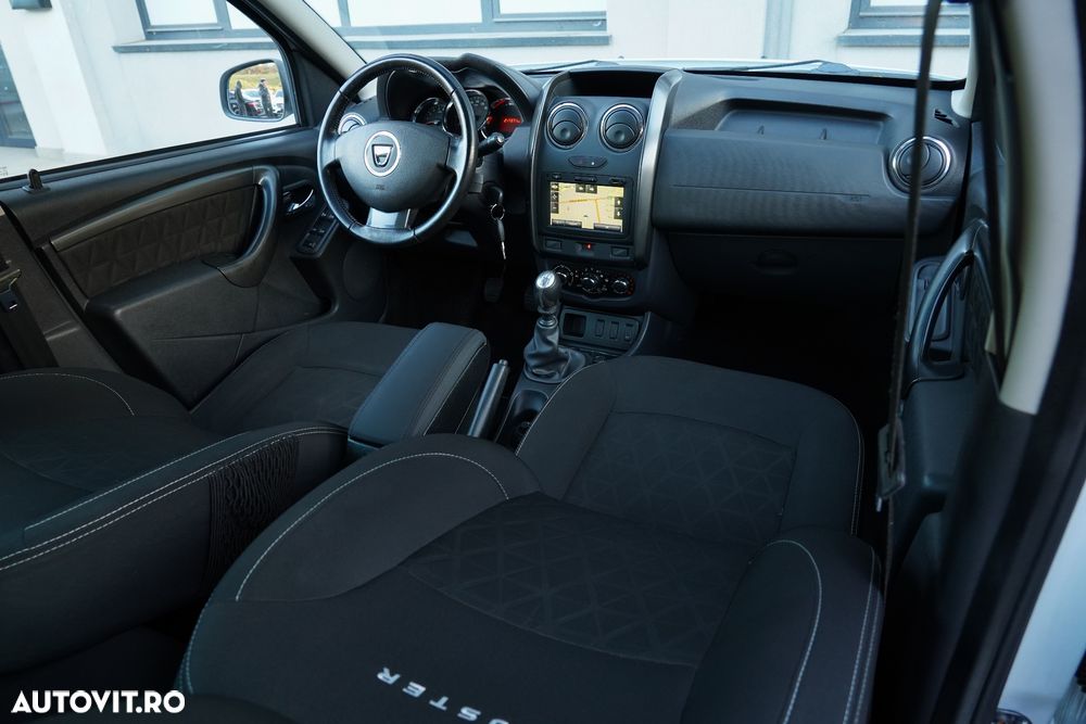 Dacia Duster 1.5 dCi 4x2 Laureate - 8