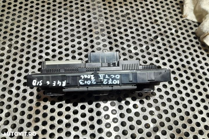 Comanda AC 3T0820047AF / 5HB009752 3T0820047AF / 5HB009752 Skoda Octa - 2