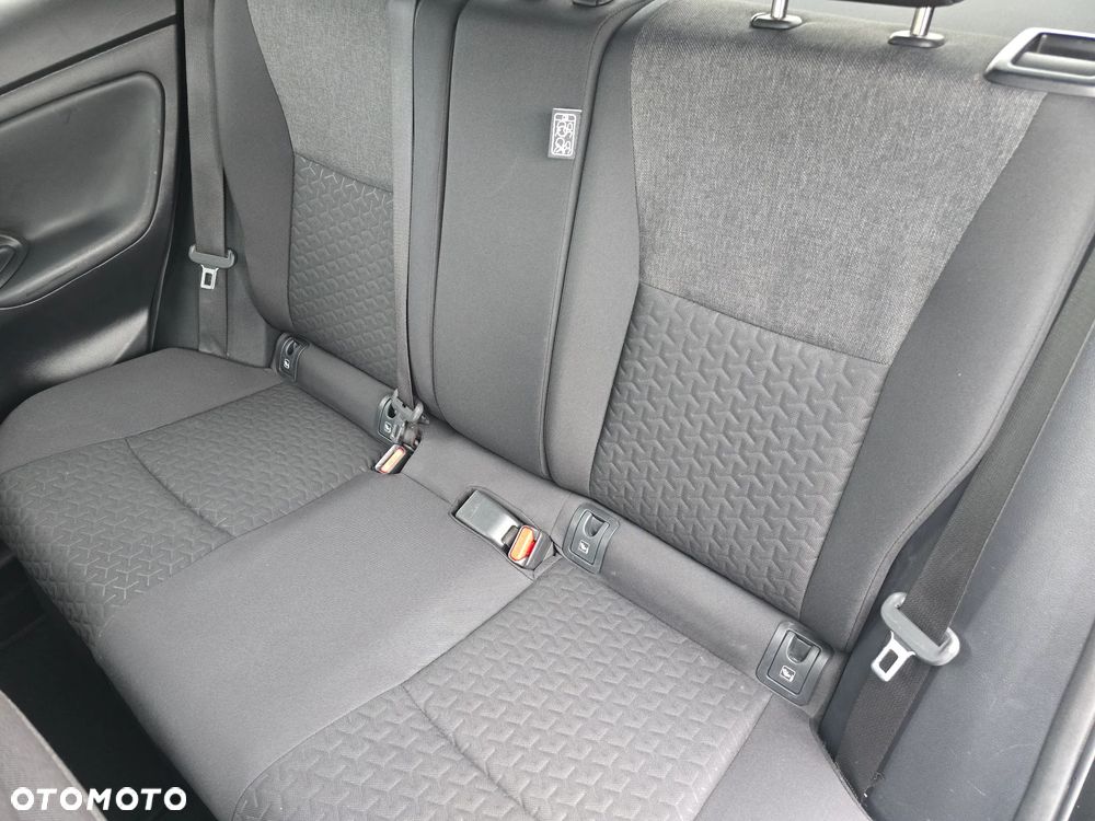 Toyota Yaris Cross - 12