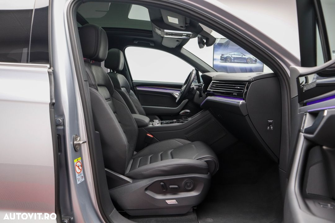 Volkswagen Touareg - 25