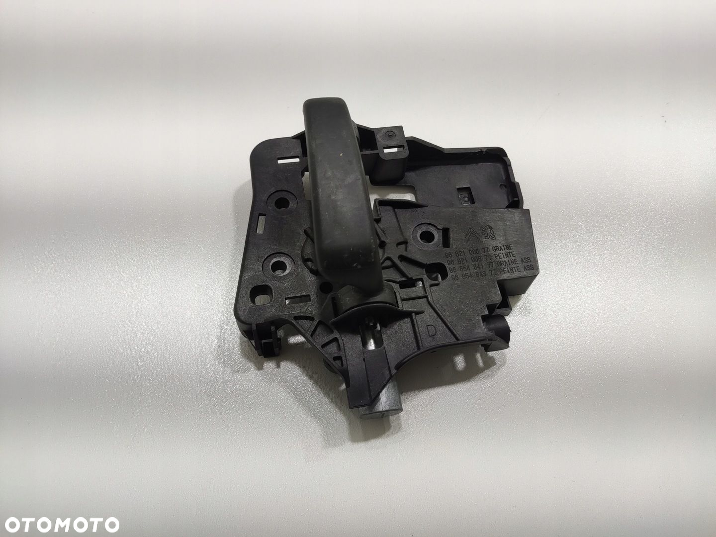KLAMKA DRZWI PRZESUWNYCH PRAWA CITROEN BERLINGO PARTNER III 9682100677 08- - 2