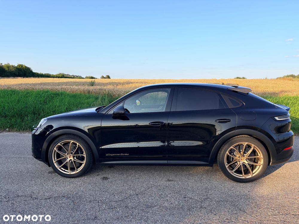Porsche Cayenne Turbo E-Hybrid PHEV GT - 8