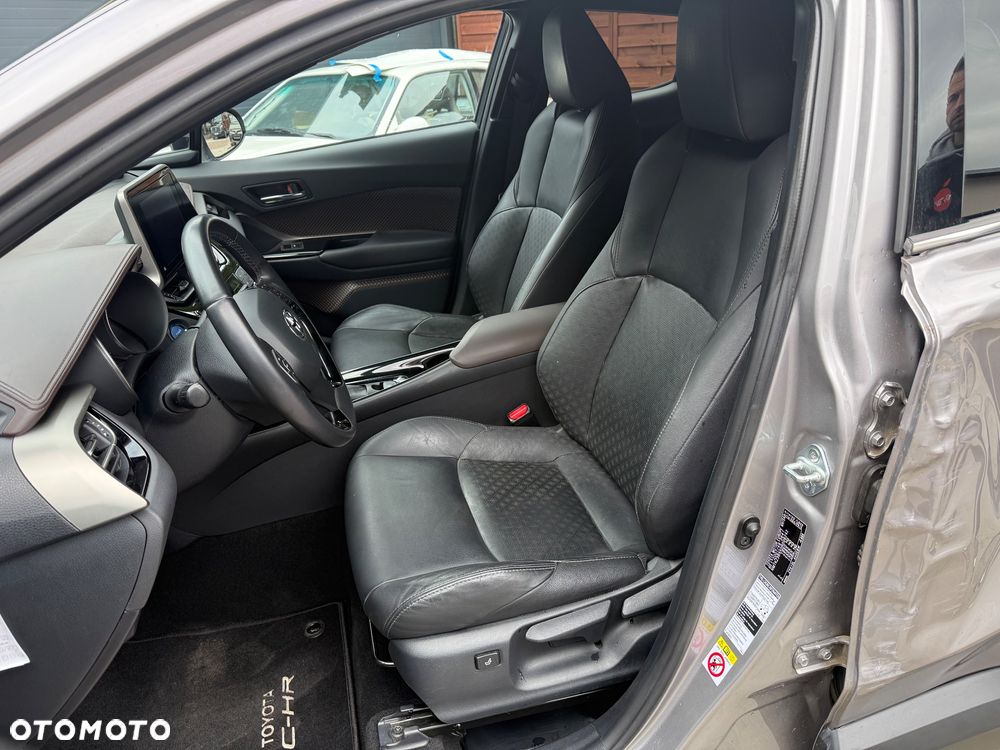 Toyota C-HR 1.8 Hybrid Executive - 26