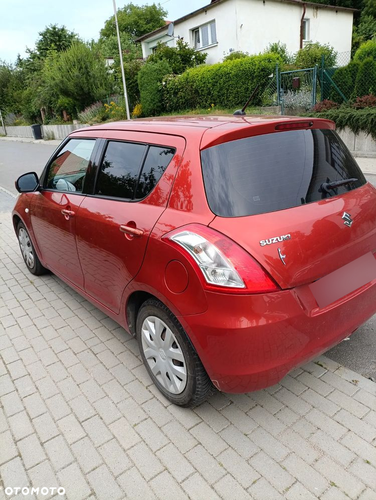 Suzuki Swift - 6