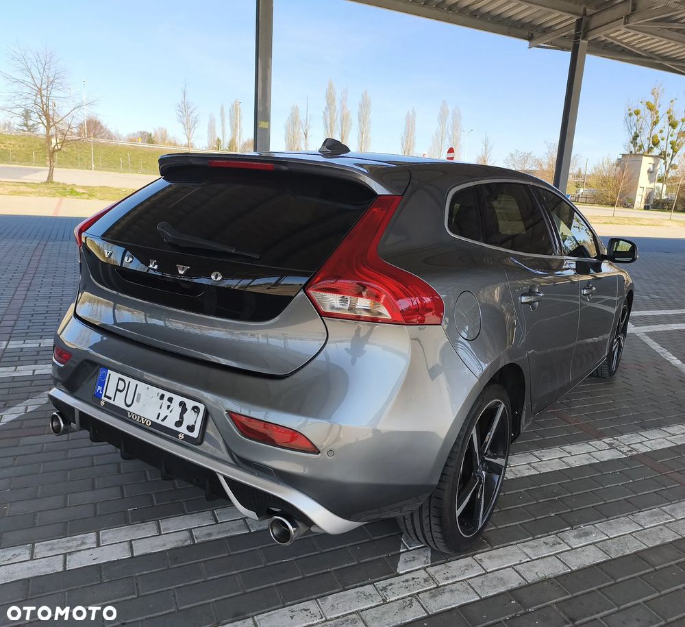 Volvo V40 D3 Geartronic Summum - 11