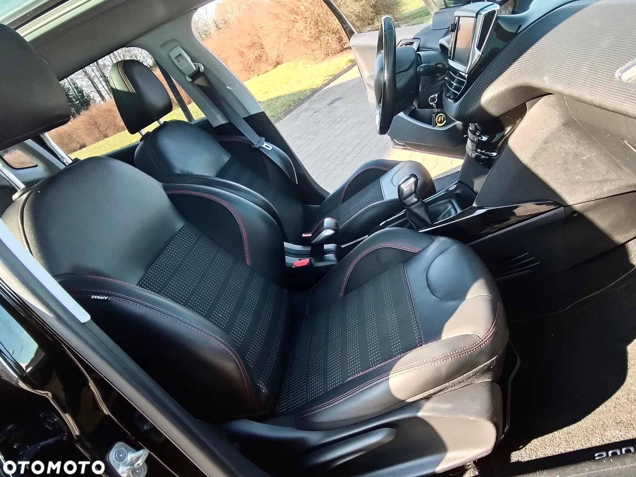 Peugeot 2008 - 17
